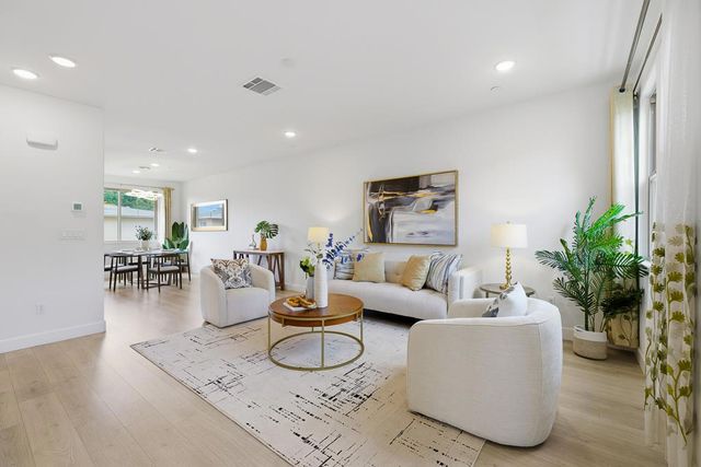 619 Cinnamon Circle, Mountain View, CA 94043