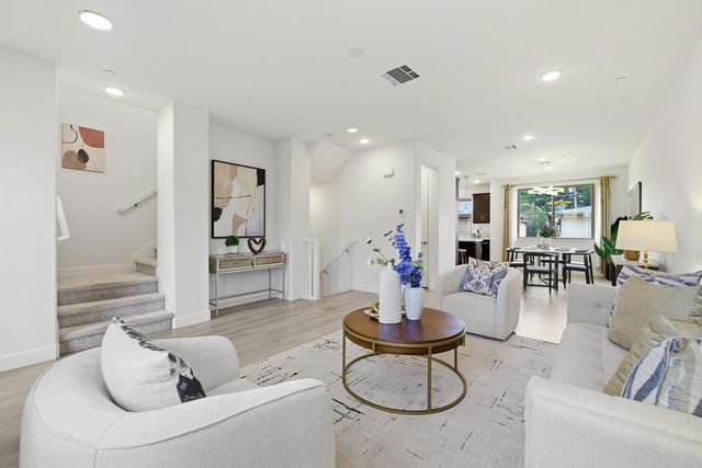 619 Cinnamon Circle, Mountain View, CA 94043