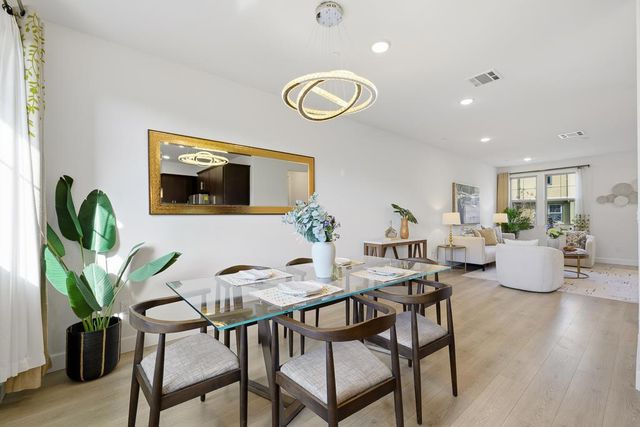 619 Cinnamon Circle, Mountain View, CA 94043