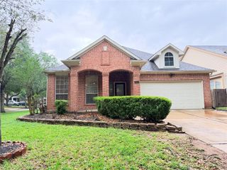 211 Briar Trace Lane, Richmond, TX 77406