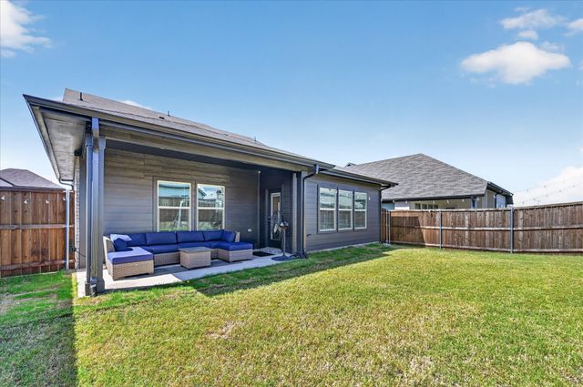 1326 Great Sand Dune Street, Royse City, TX 75189