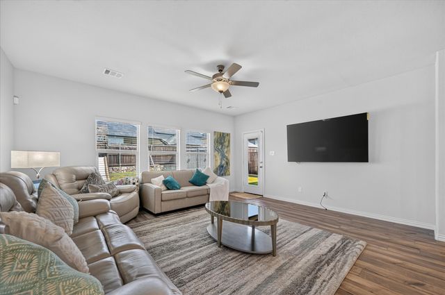 1326 Great Sand Dune Street, Royse City, TX 75189