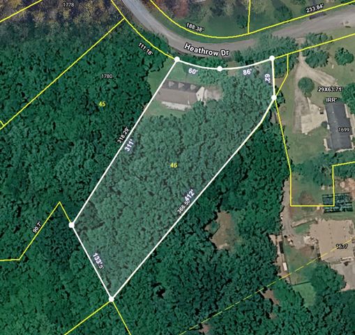 1782 Heathrow Dr, Cookeville, TN 38506