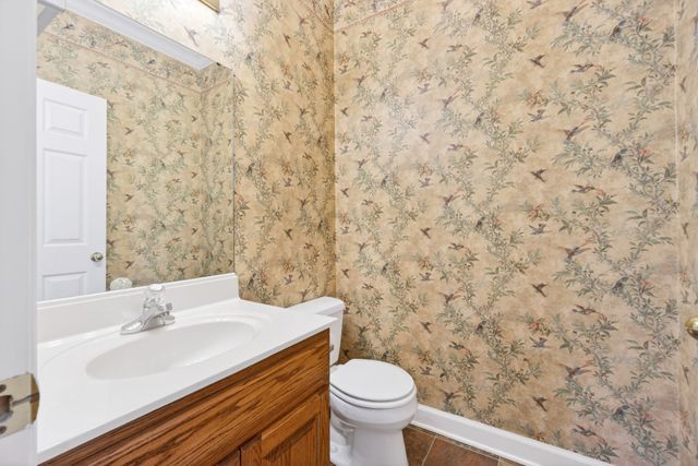 1782 Heathrow Dr, Cookeville, TN 38506