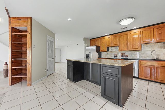 1567 Whisper Bay Boulevard, Gulf Breeze, FL 32563