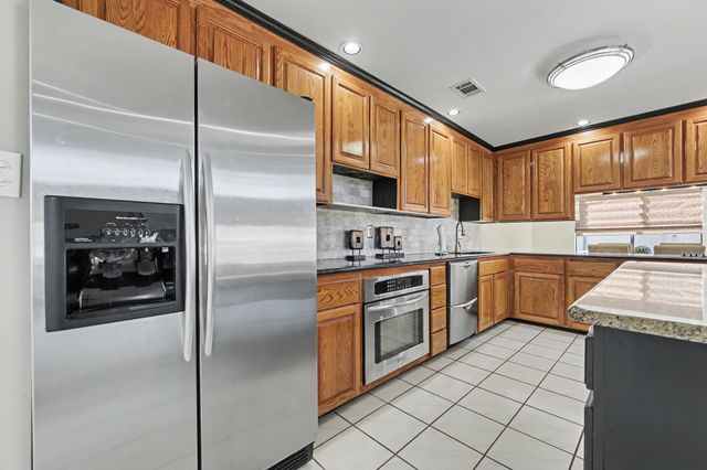 1567 Whisper Bay Boulevard, Gulf Breeze, FL 32563