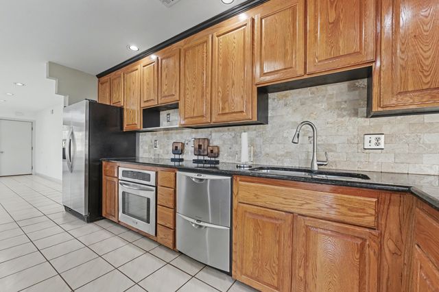 1567 Whisper Bay Boulevard, Gulf Breeze, FL 32563