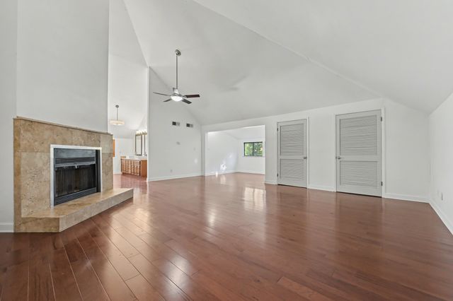 1567 Whisper Bay Boulevard, Gulf Breeze, FL 32563