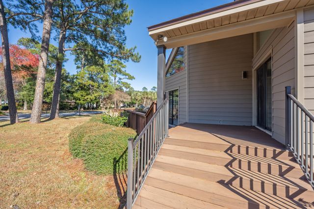 1567 Whisper Bay Boulevard, Gulf Breeze, FL 32563