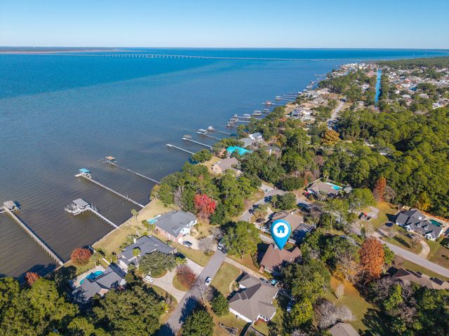 1567 Whisper Bay Boulevard, Gulf Breeze, FL 32563