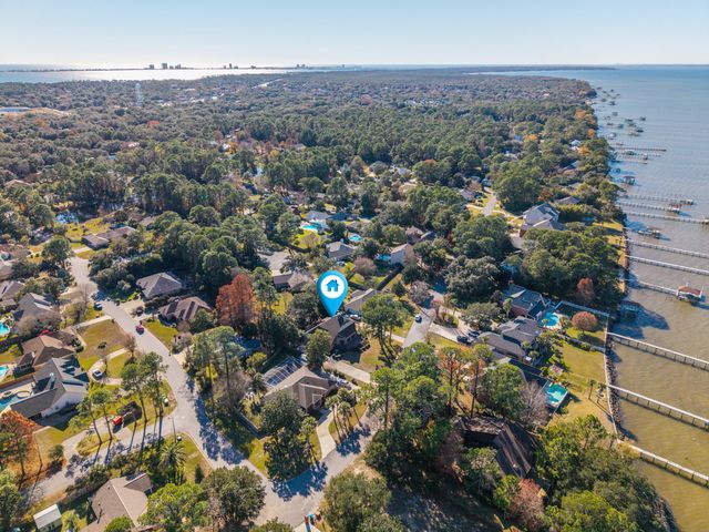 1567 Whisper Bay Boulevard, Gulf Breeze, FL 32563