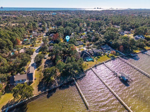 1567 Whisper Bay Boulevard, Gulf Breeze, FL 32563