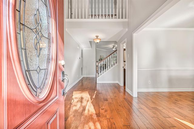 513 Meadow Bend Drive, Friendswood, TX 77546