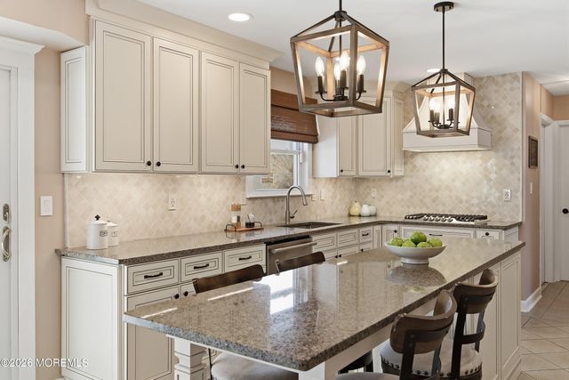 23 Paulette Lane, Howell, NJ 07731