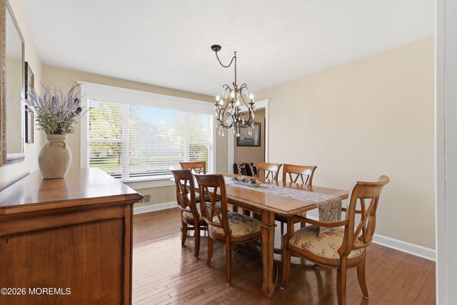 23 Paulette Lane, Howell, NJ 07731
