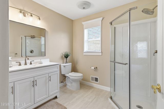 23 Paulette Lane, Howell, NJ 07731