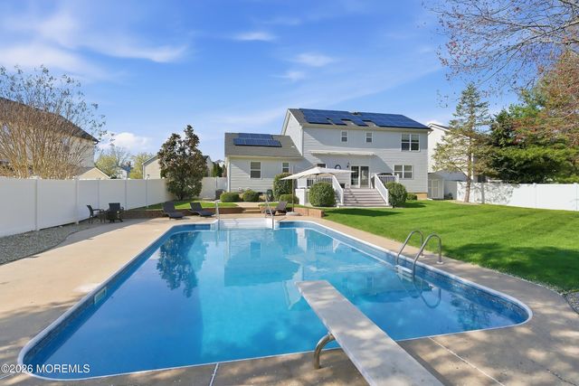 23 Paulette Lane, Howell, NJ 07731