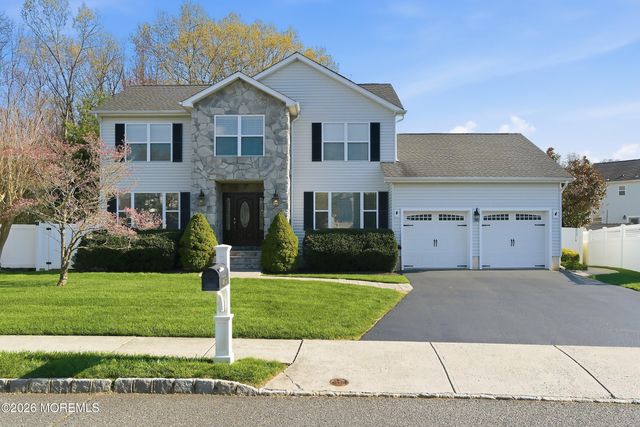 23 Paulette Lane, Howell, NJ 07731