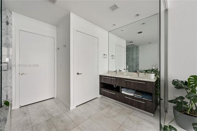 480 NE 31st St 1802, Miami, FL 33137
