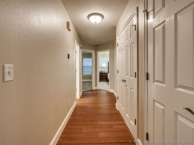 12527 S Ash Avenue, Jenks, OK 74037