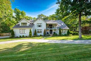 1 Longlea Drive, Little Rock, AR 72212