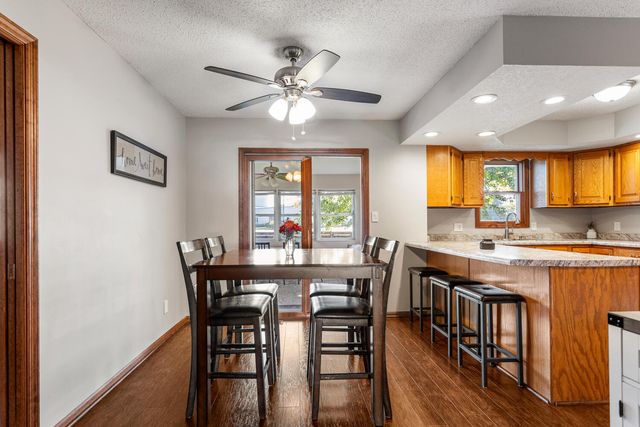 2410 Cherry Hills Drive, Champaign, IL 61822