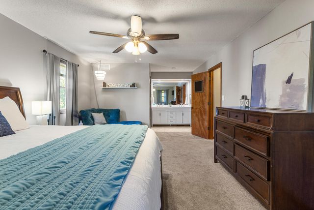 2410 Cherry Hills Drive, Champaign, IL 61822