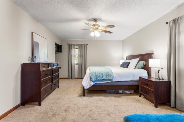 2410 Cherry Hills Drive, Champaign, IL 61822