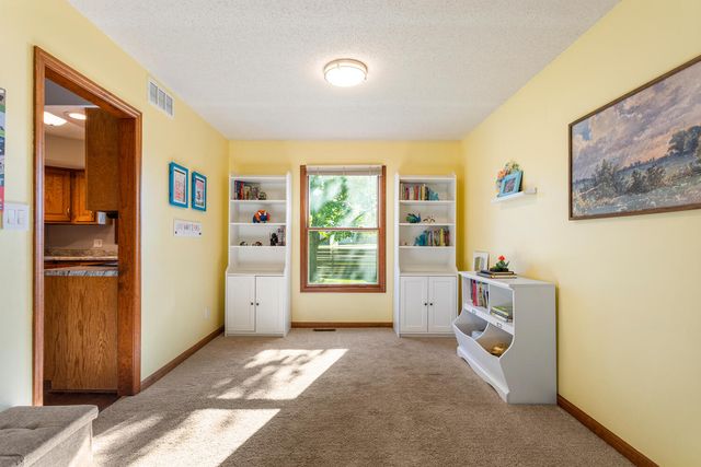 2410 Cherry Hills Drive, Champaign, IL 61822