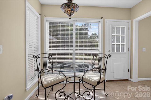 11325 Longhedge Lane, Charlotte, NC 28273