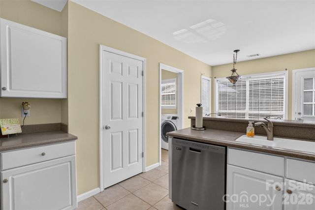 11325 Longhedge Lane, Charlotte, NC 28273