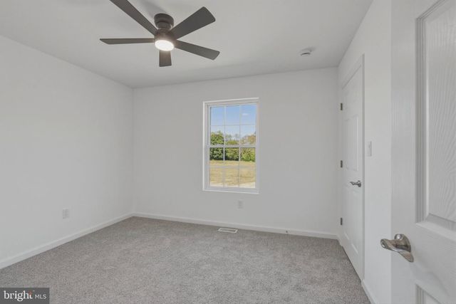 572 FOREST GROVE RD, Vineland, NJ 08360
