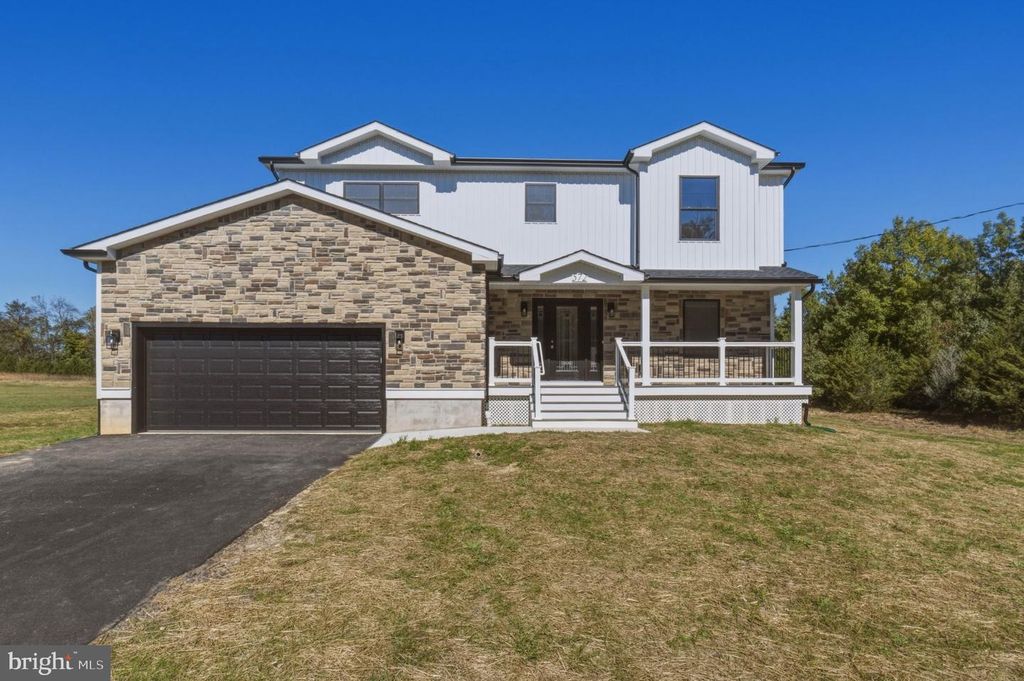 572 FOREST GROVE RD, Vineland, NJ 08360