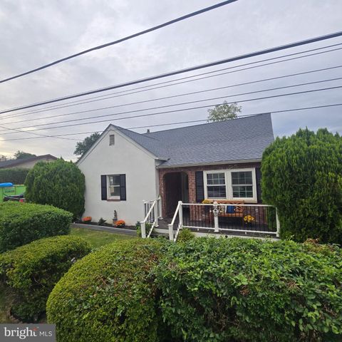 1252 FALLS AVE, Feasterville Trevose, PA 19053