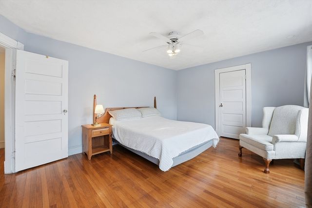 31 Trinity Ter, Springfield, MA 01108