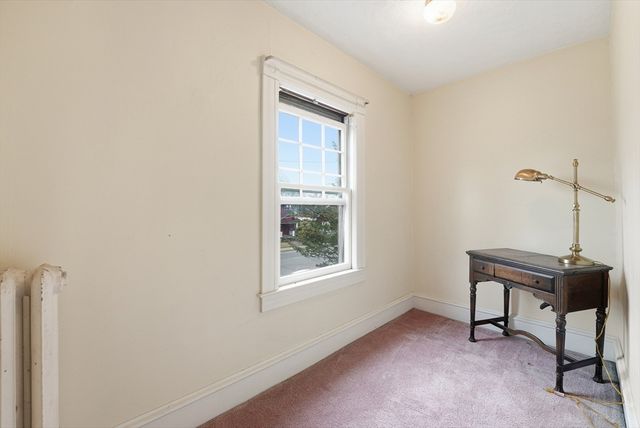 31 Trinity Ter, Springfield, MA 01108