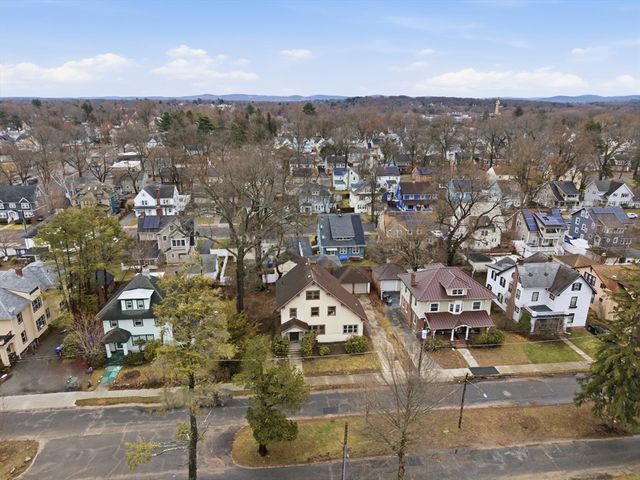 31 Trinity Ter, Springfield, MA 01108