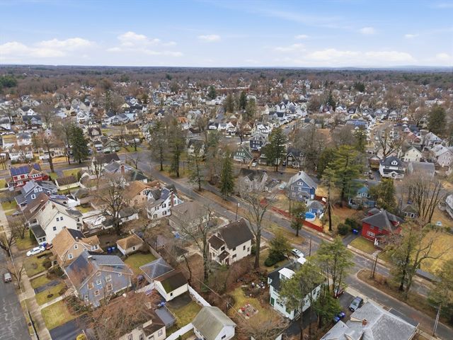 31 Trinity Ter, Springfield, MA 01108