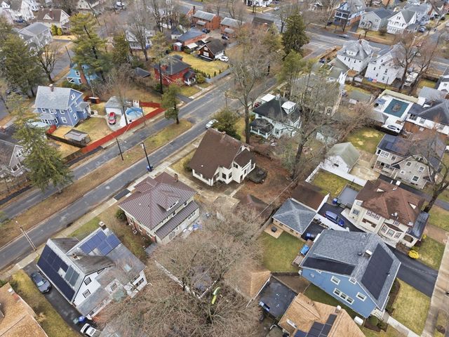 31 Trinity Ter, Springfield, MA 01108