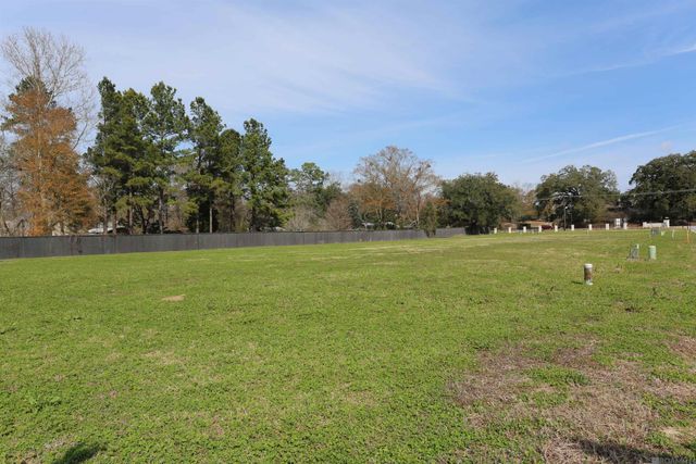 9920 Highland Rd, Baton Rouge, LA 70810