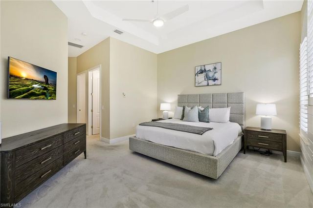 15539 Monterosso LN 202, Naples, FL 34110