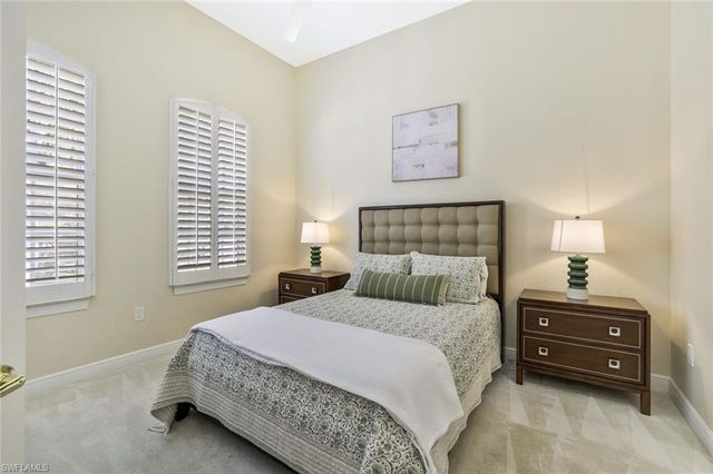 15539 Monterosso LN 202, Naples, FL 34110