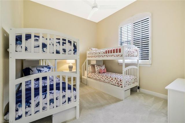 15539 Monterosso LN 202, Naples, FL 34110