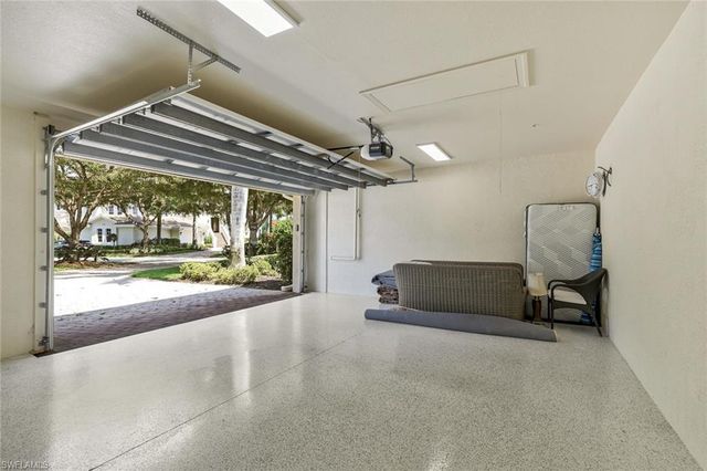 15539 Monterosso LN 202, Naples, FL 34110