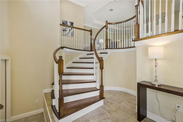 15539 Monterosso LN 202, Naples, FL 34110