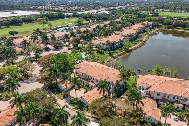 15539 Monterosso LN 202, Naples, FL 34110