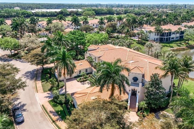 15539 Monterosso LN 202, Naples, FL 34110
