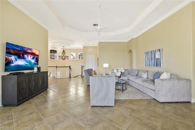 15539 Monterosso LN 202, Naples, FL 34110