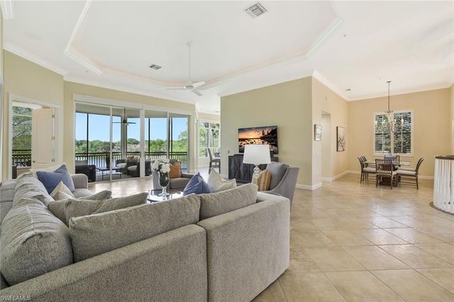 15539 Monterosso LN 202, Naples, FL 34110