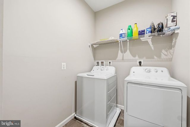 12329 GEMSTONE DR, Hagerstown, MD 21740